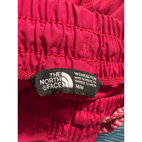 The North Face Women's Bright Pink Shorts with Chevron Drawstring -sz M - Picture 6 of 6